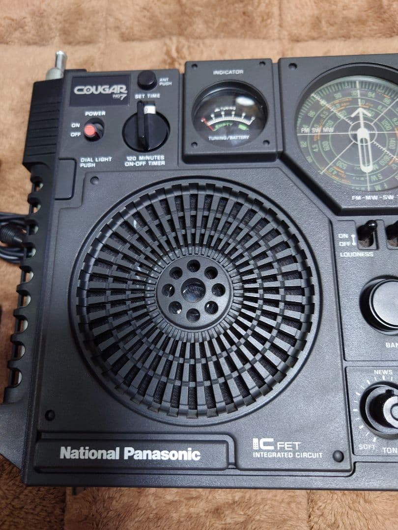 National Panasonic COUGAR（クーガー）マルチバンドラジオ