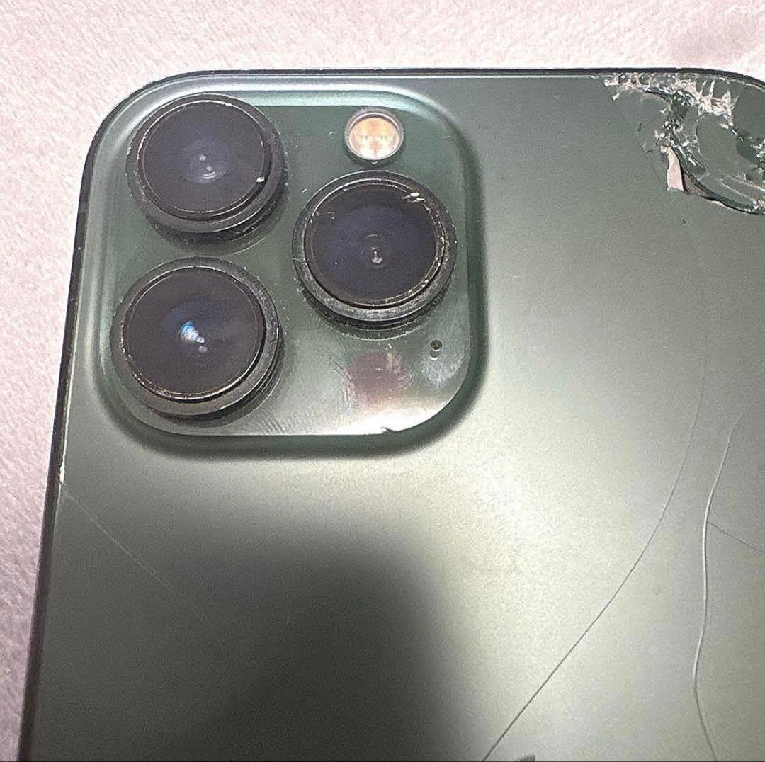 iPhone 13 Pro Max ジャンク品《電源入らない本体SIMフリー》