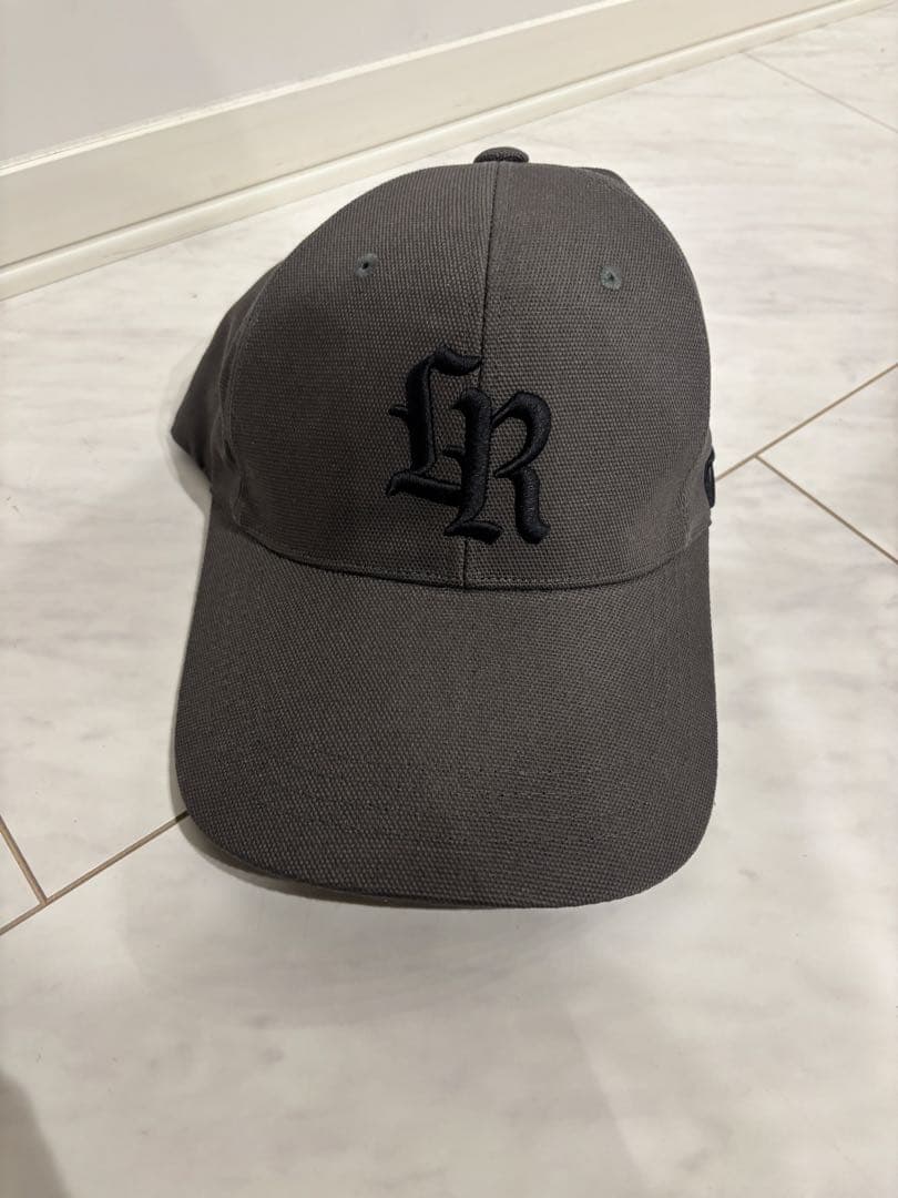 【新品未使用】リベイロlibeiroロゴキャップ チャコール グレー