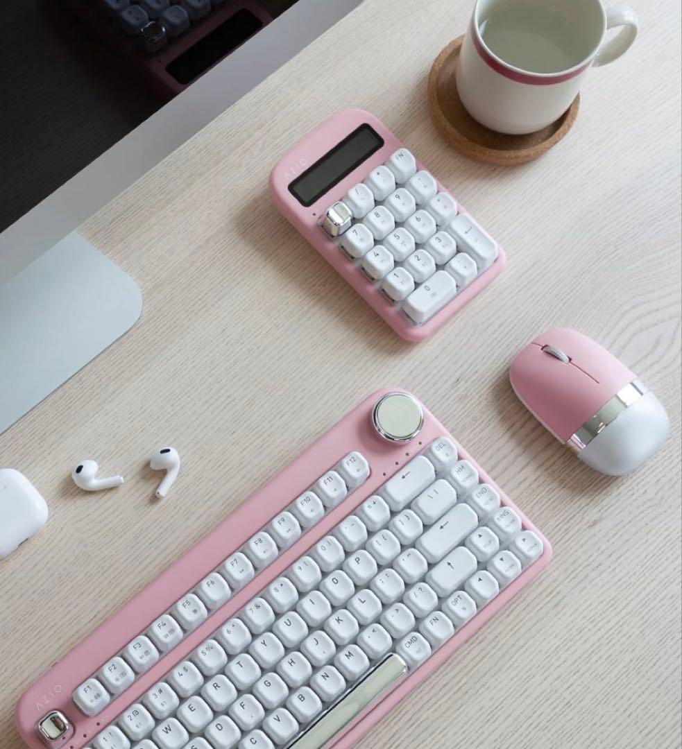 入手困難　AZIO Pink Blossom テンキー　電卓　ピンク　新品
