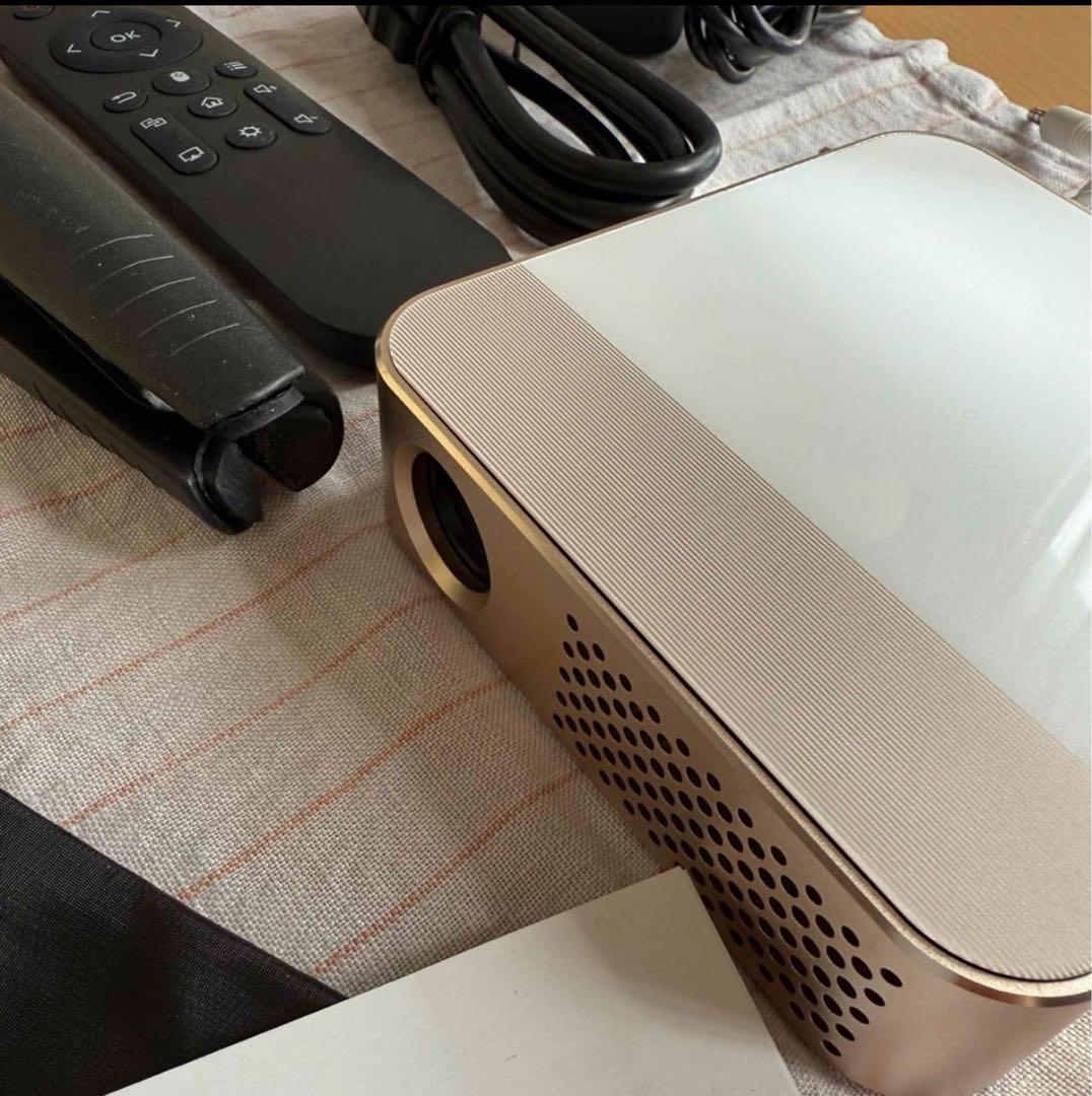 いっち　UENO-mono KABENI PRO プロジェクター