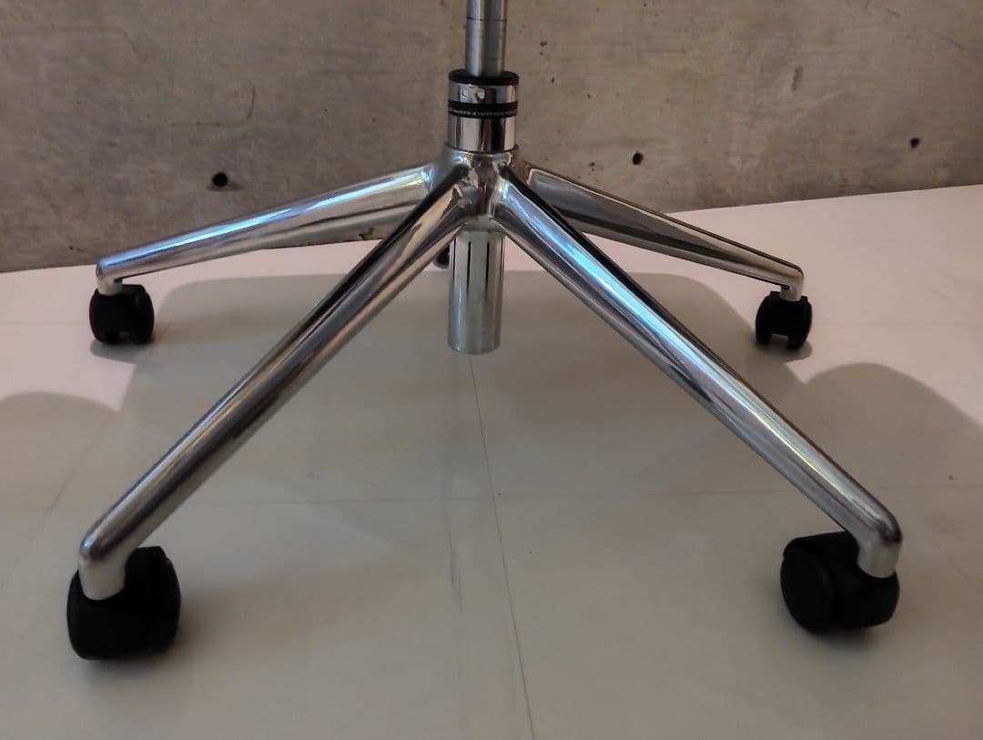 サックバット 北欧エコーネス社本革チェア ストレスレス2023年購入美品