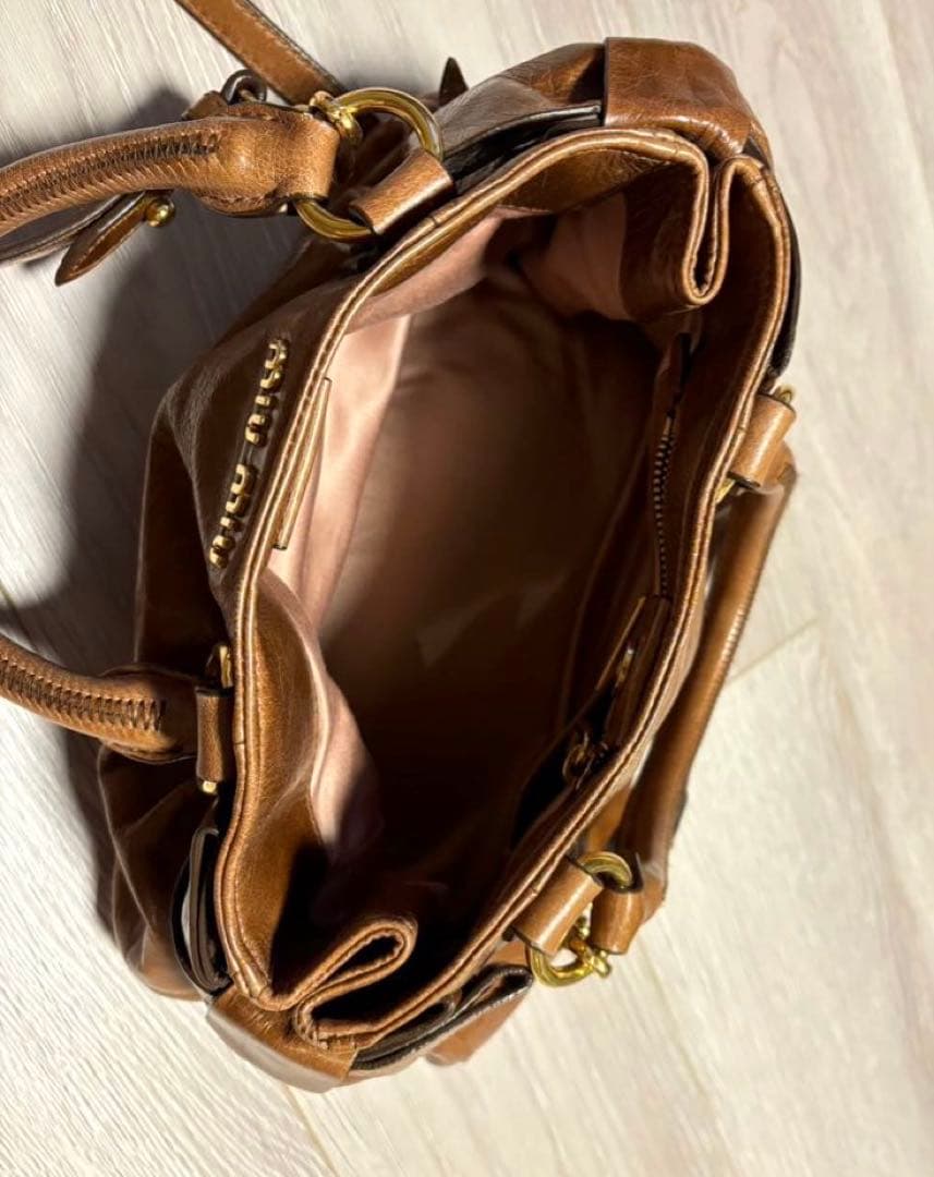 最終価格！！miumiuブラウンレザー ハンドバッグ