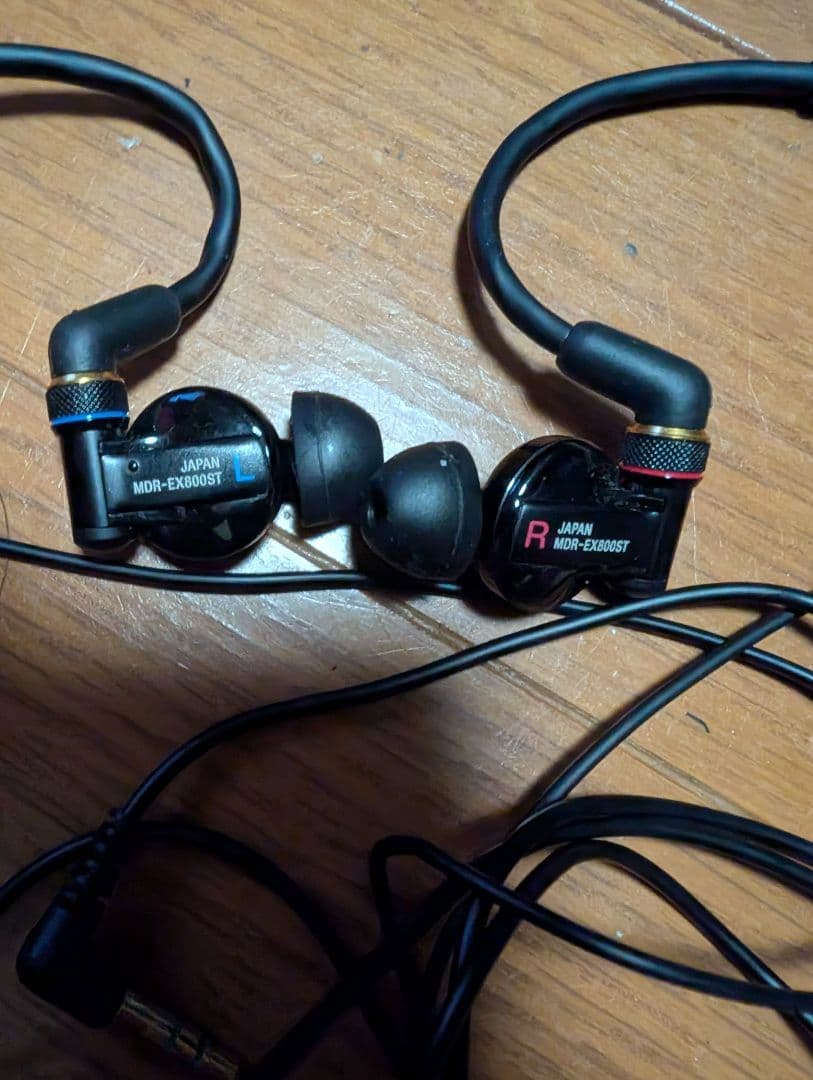 Sony MDR-EX800st モニターイヤホン 中古