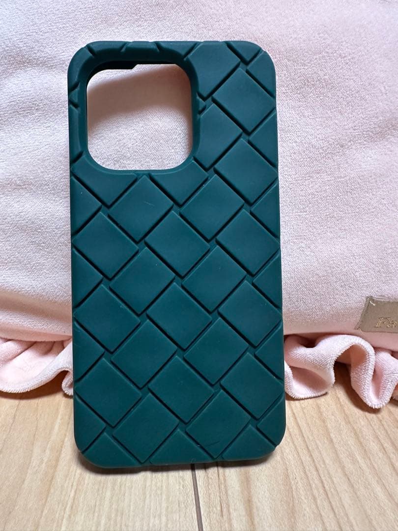 BOTTEGA VENETA iPhone 14proスマホケース