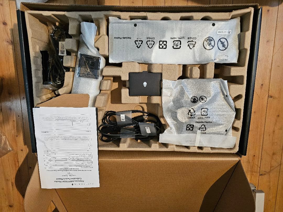 Alienware 27 AW2725DF 360Hz QD-OLEDモニター