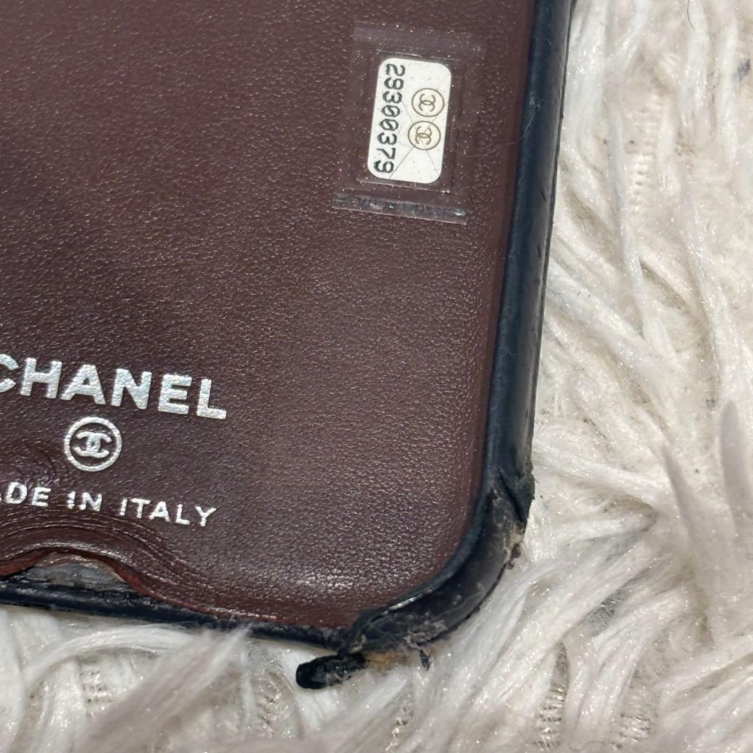 シャネル　マトラッセ キャビアスキン ココマーク　iPhoneケース