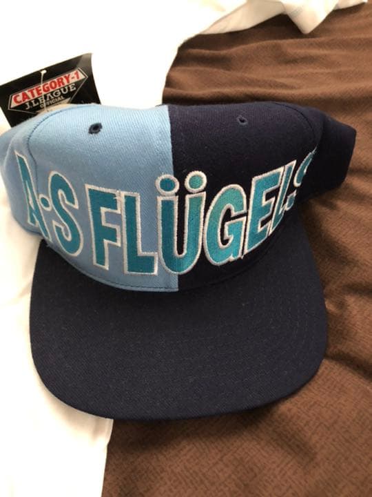 横浜フュリューゲルス　練習着　応援帽子