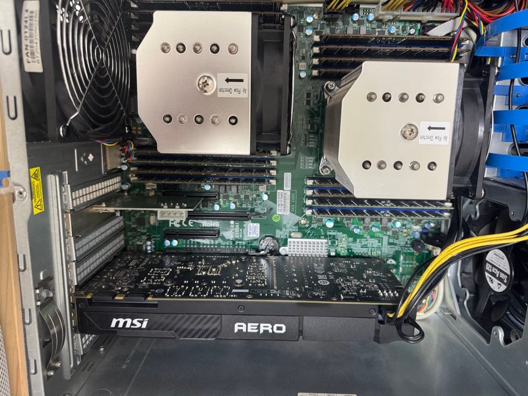 MicroProサーバーE5 2690v4,Ram 256GB,GTX 1080