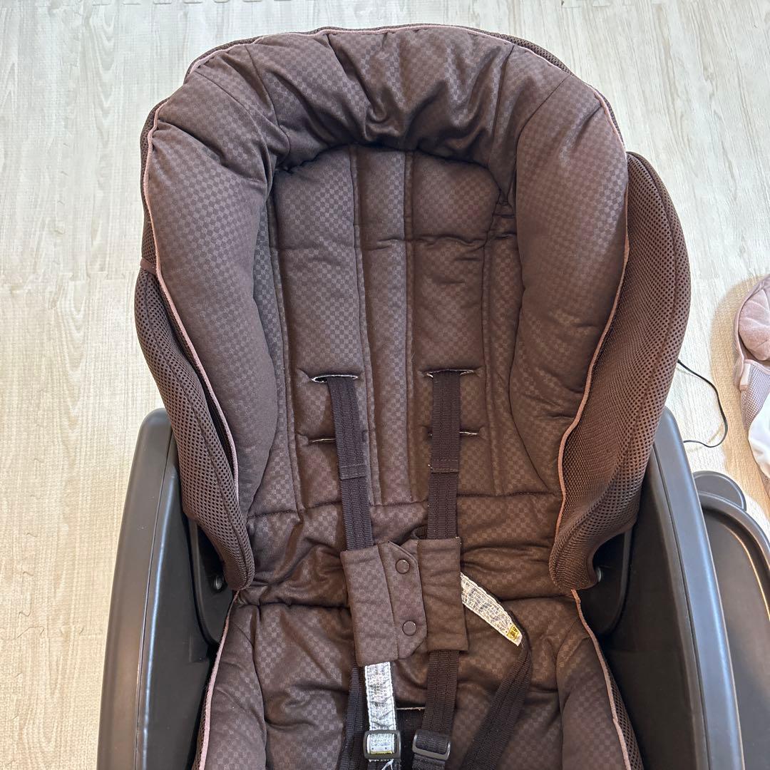 【送料込み】アップリカ　ユラリズムオートプラスdx ハイローチェア　電動