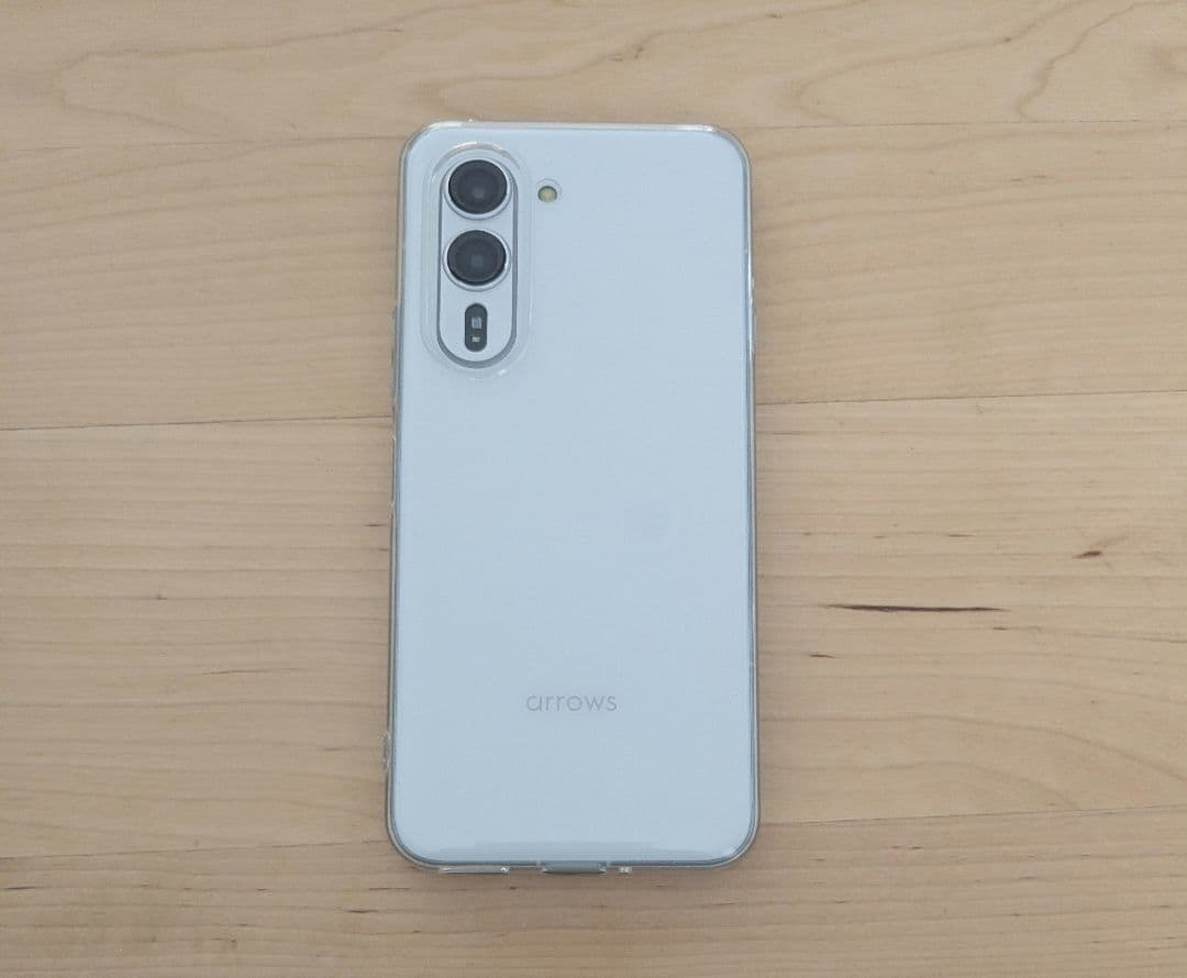 3連休限定価格!arrows Alpha ホワイト SIMフリー