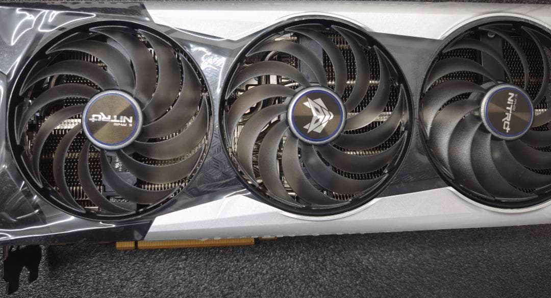 グラフィックボード・グラボ・ビデオカード Sapphire Radeon RX NITRO 6950 XT 16GB