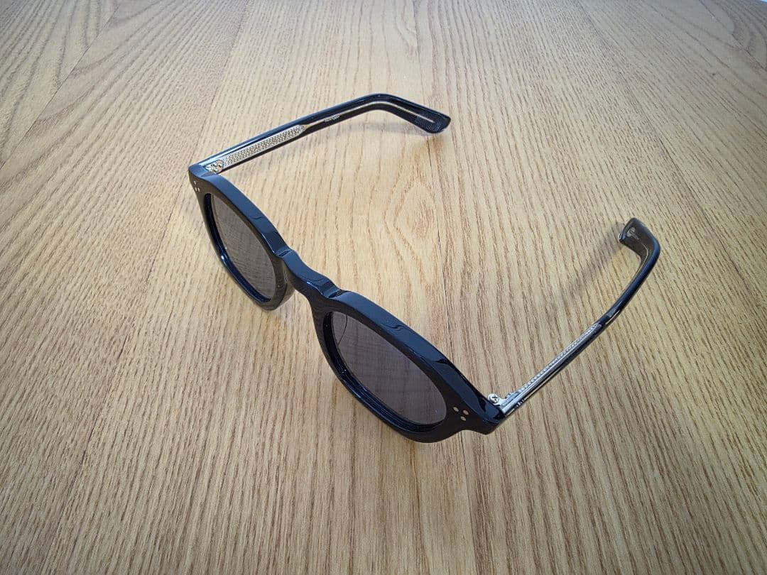 EYEVAN JORDAN THE ROW サングラス