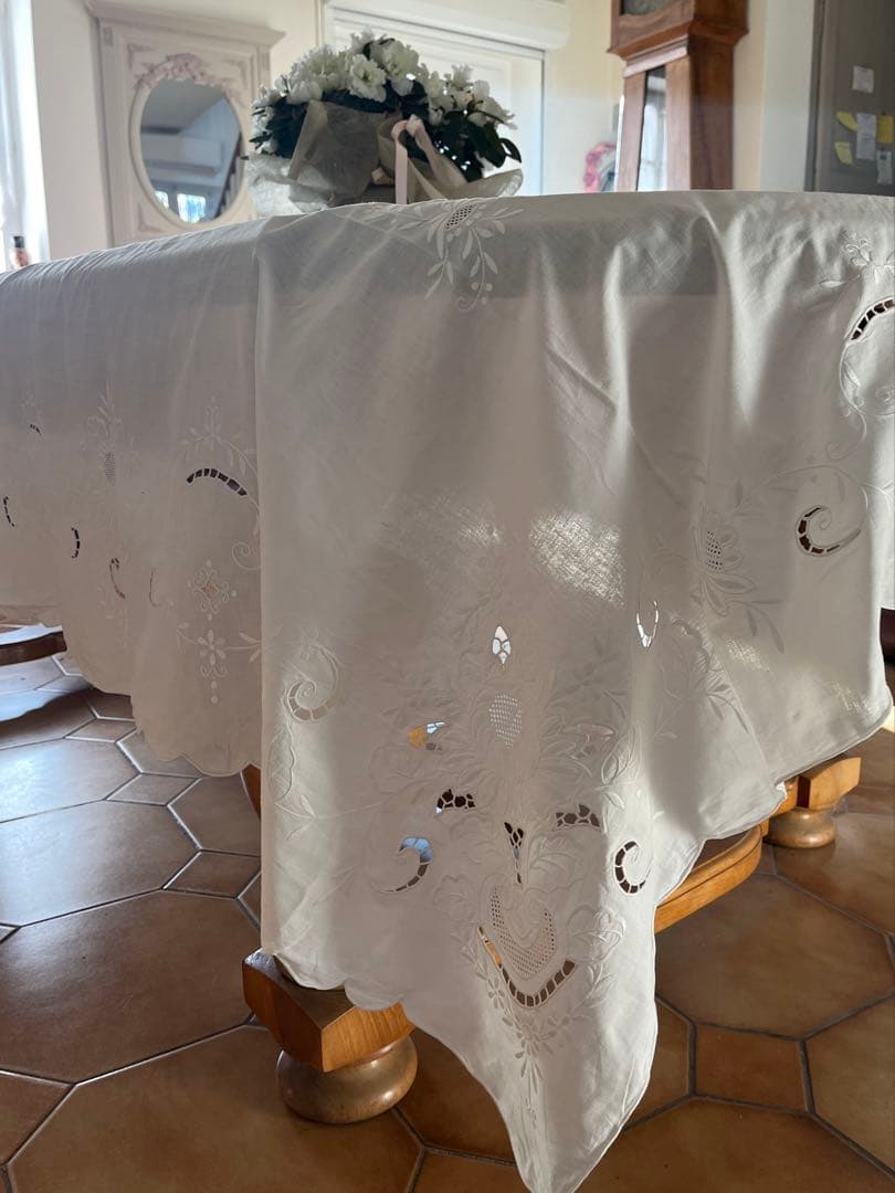 ◆フランス刺繍｜大判マルチクロスBベッドカバースプレッド白テーブルクロス草花