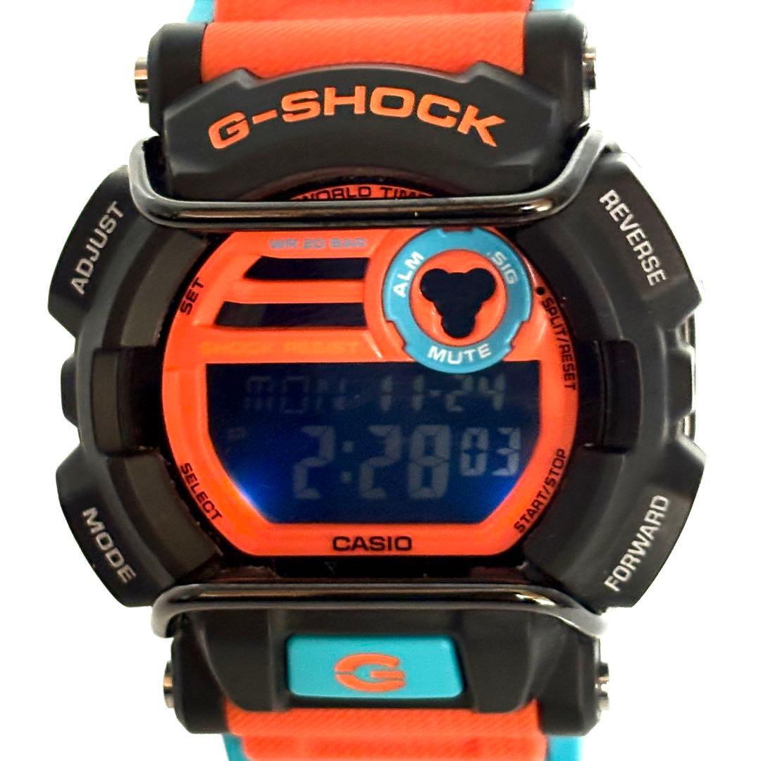 【美品】 G-SHOCK GD-400 腕時計 ダスティネオンシリーズ 反転液晶
