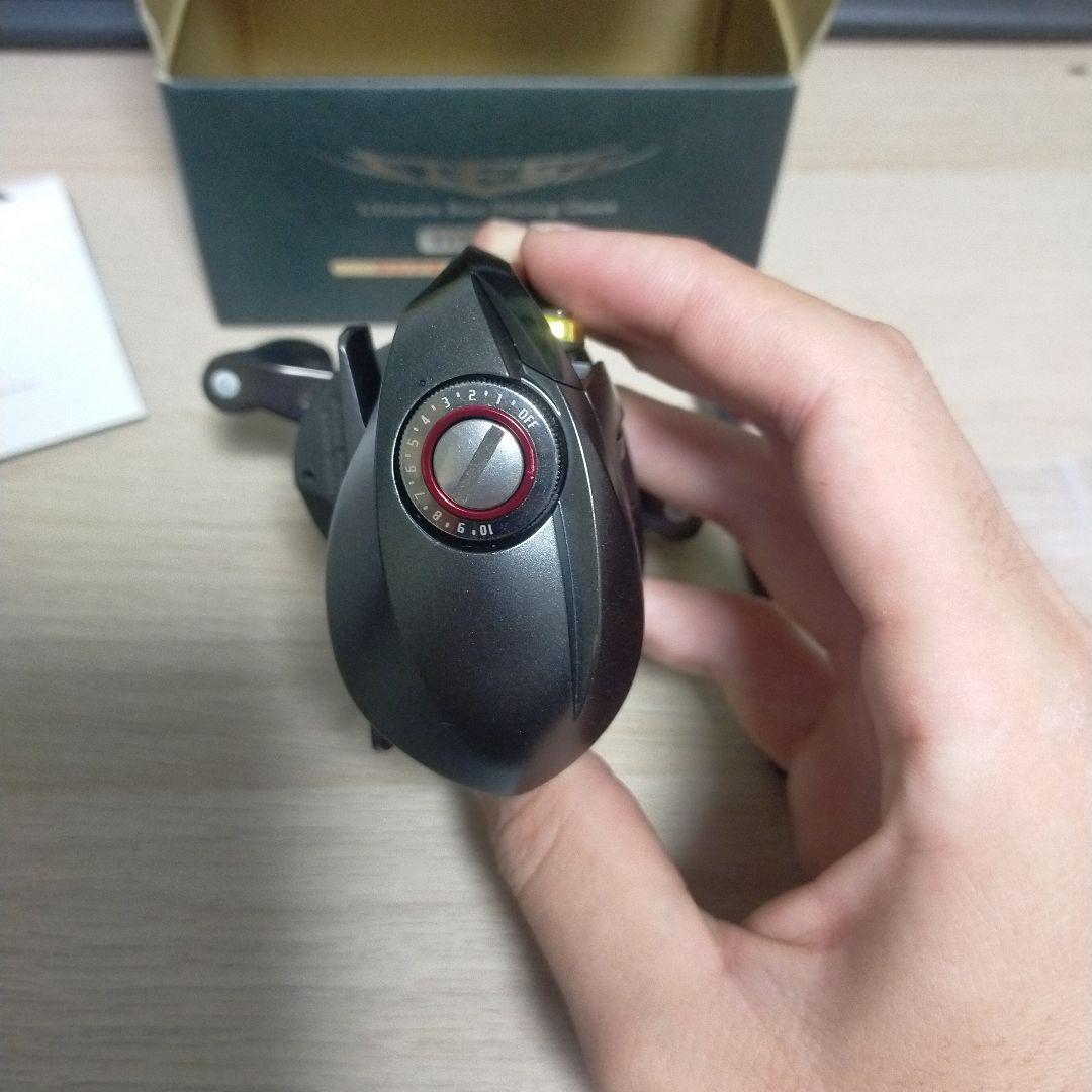 A*M様 美品　ダイワ　STEEZ 100SH