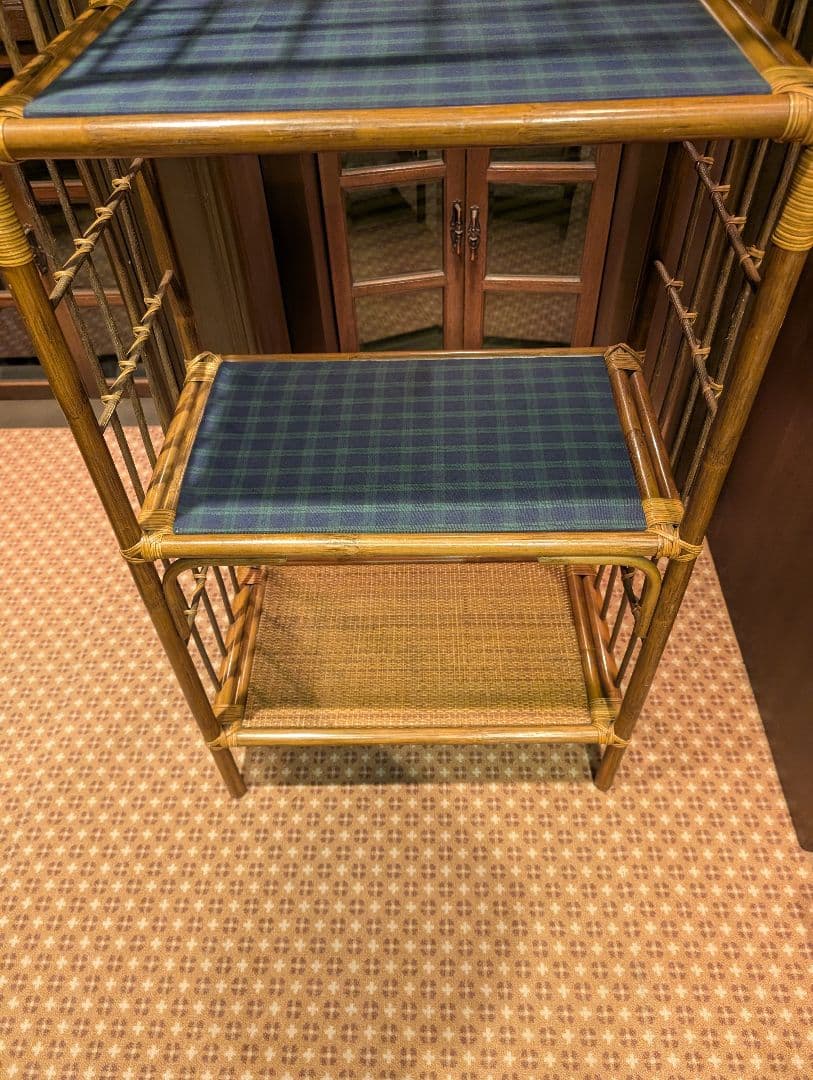 ヴィンテージ ラタン 籐 飾り棚 シェルフ アーチラタン 家具 収納