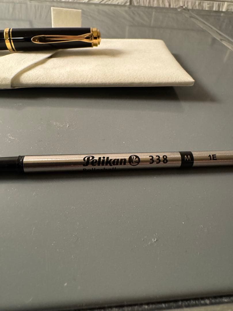 ペリカン　ローラーボールペン　スーべレーン　R400