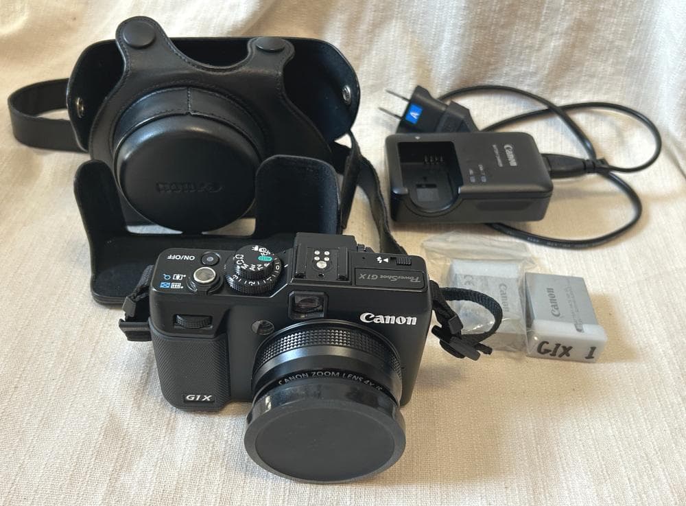 CANON ほぼ新品 Power Shot G1 X　アクセサリーいろいろ付き