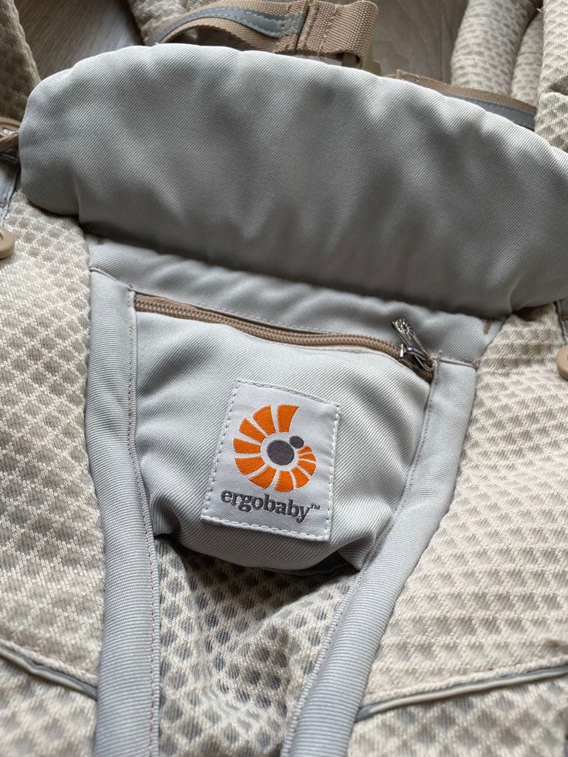 美品エルゴオムニergobaby OMNI 360 抱っこ紐 サンドベージュ
