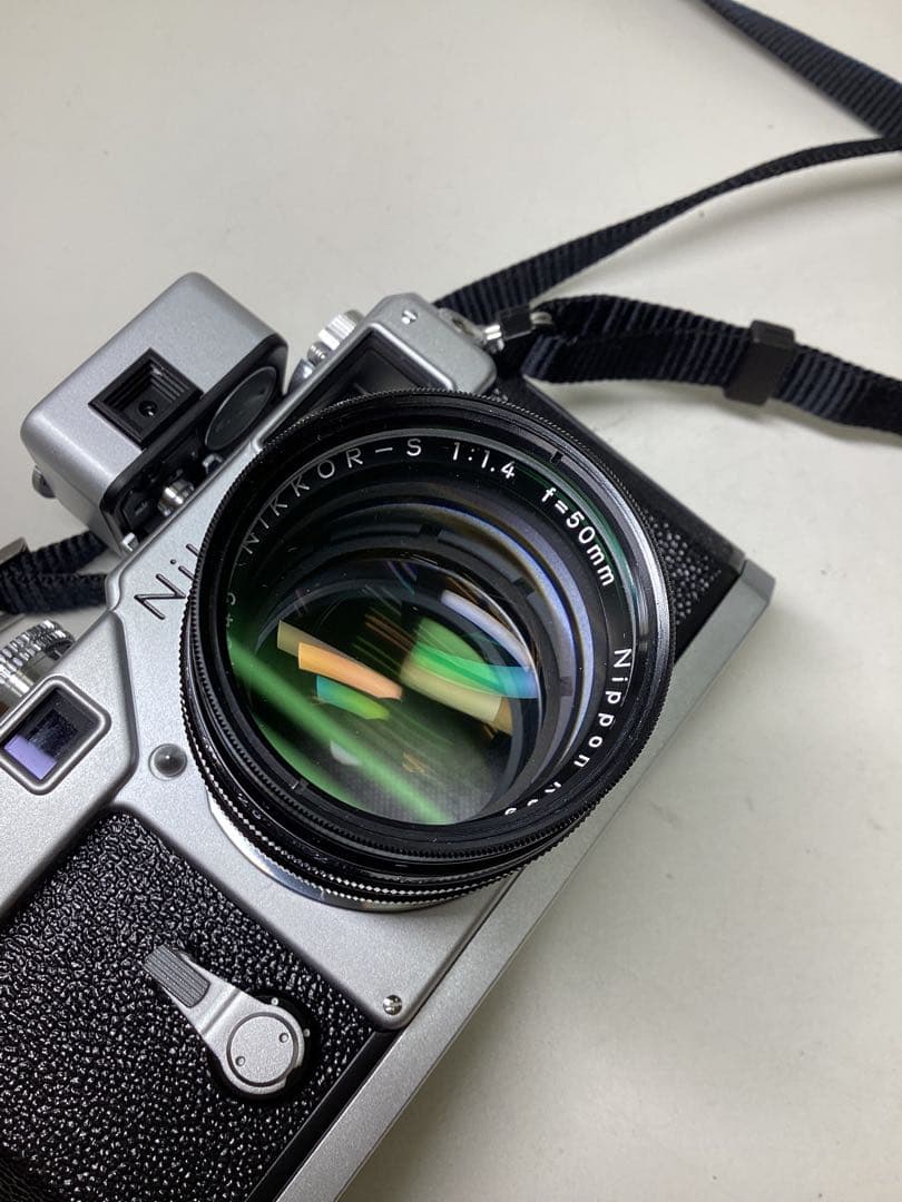 0*5様 Nikon 一眼レフカメラ シルバー 標準レンズ