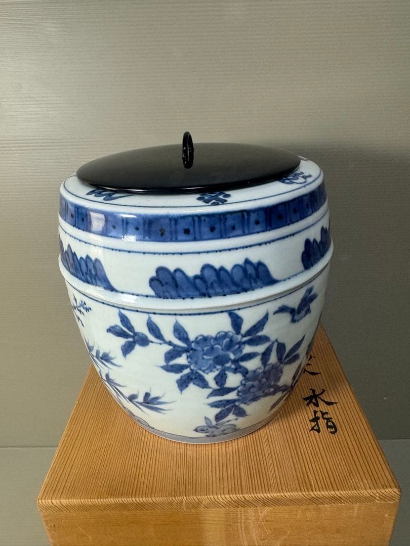 2637 川瀬満之作　染付花鳥文　水指　共箱　茶道具