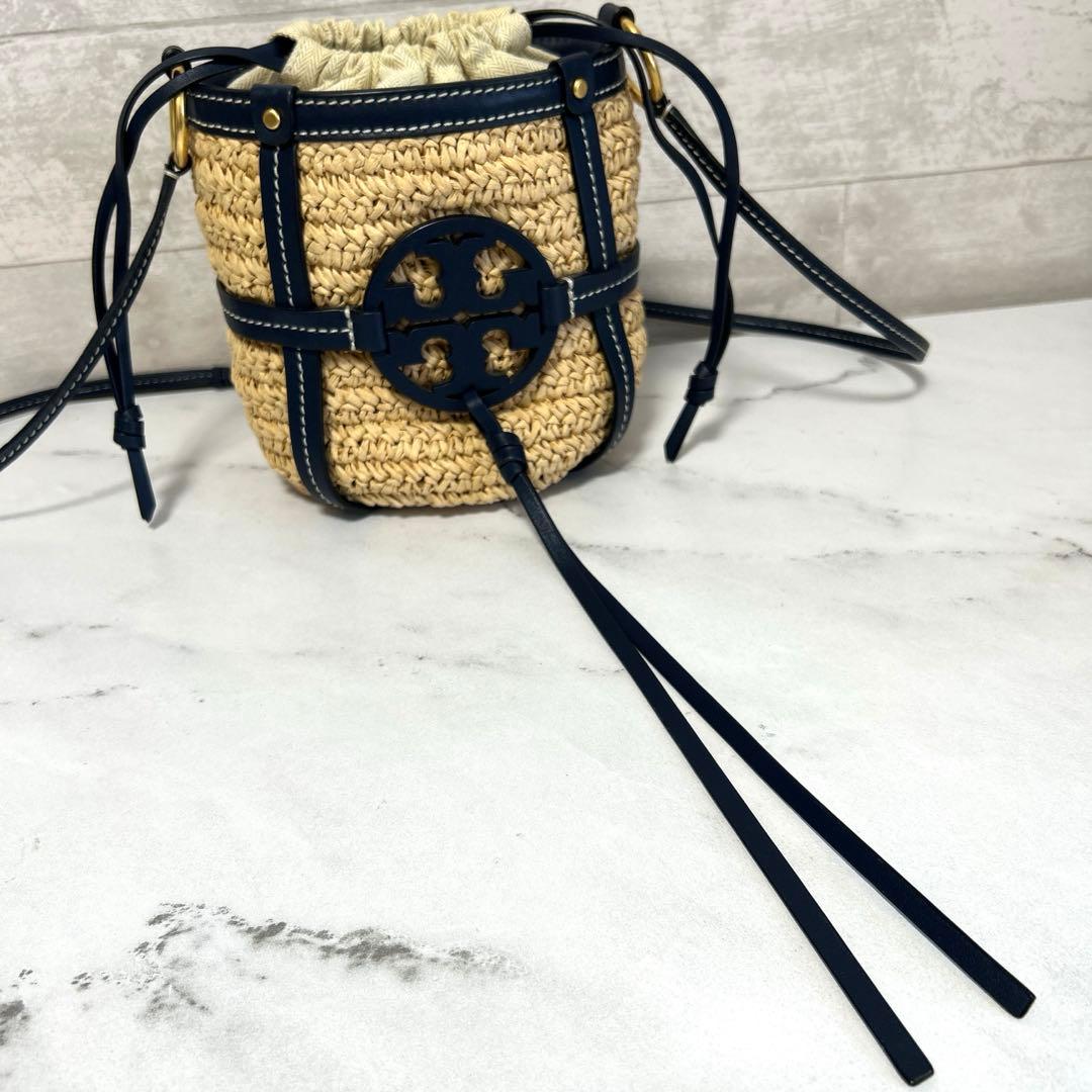 美品　トリーバーチ　Miller Straw Mini Bucket Bag