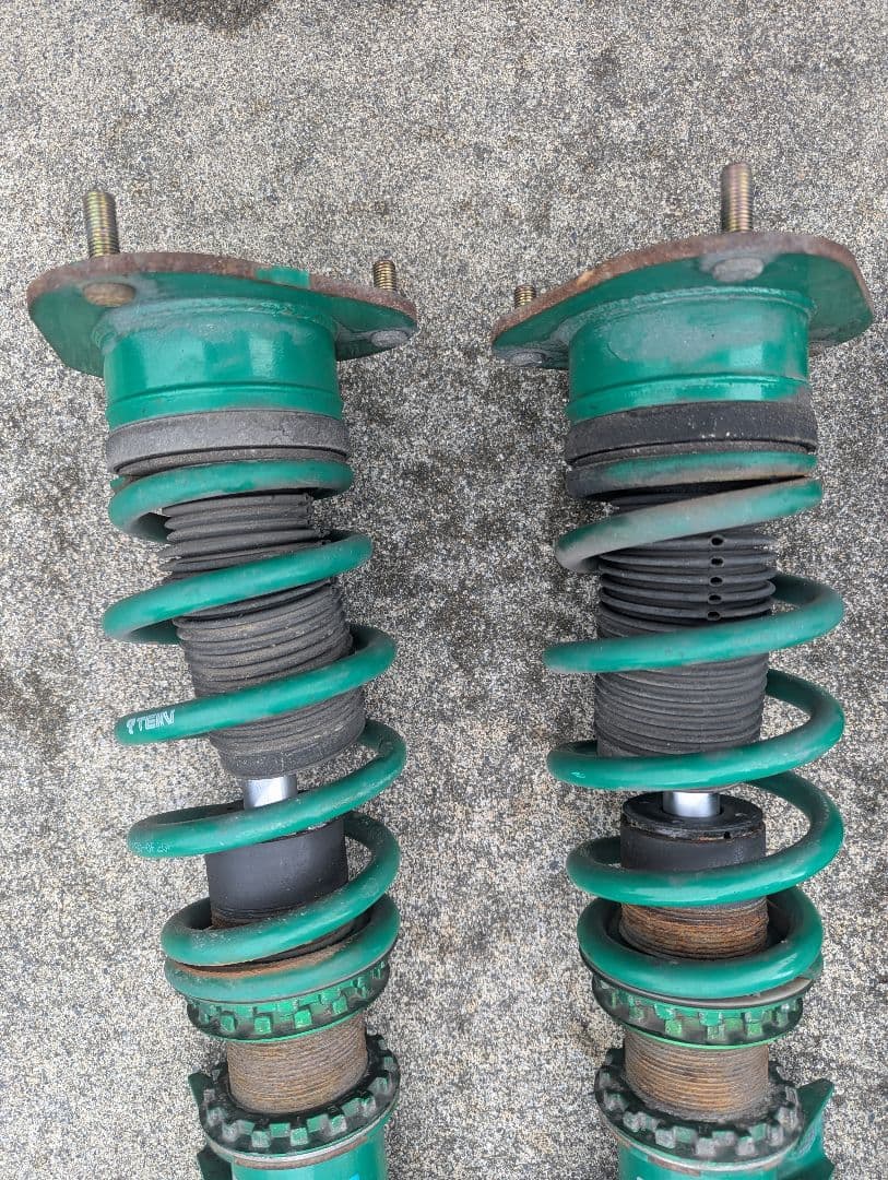 プリウスα テイン ストリートフレックス 車高調 street flex