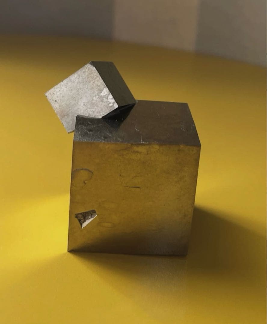 パイライト　原石　天然石　273g