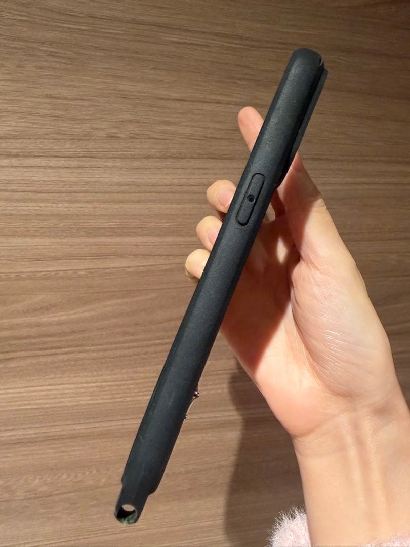 正規品 Prada iphone 15 pro max ケース　ピンク