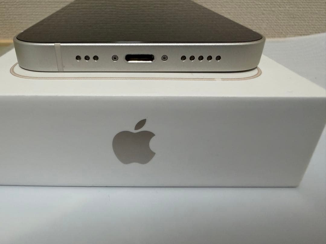 iPhone 13 128GB （白） 箱あり／美品