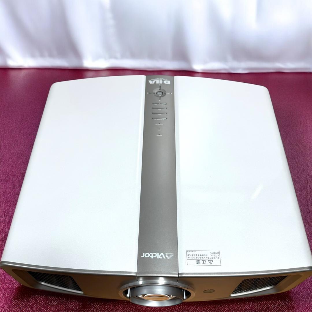 ☆極美品 ビクター DLA-HD1 D-ILAホームシアタープロジェクター