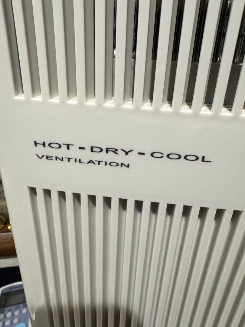 CORONA 冷暖房兼用　窓用エアコンCWH-A1821-WS 冷房、暖房、乾燥