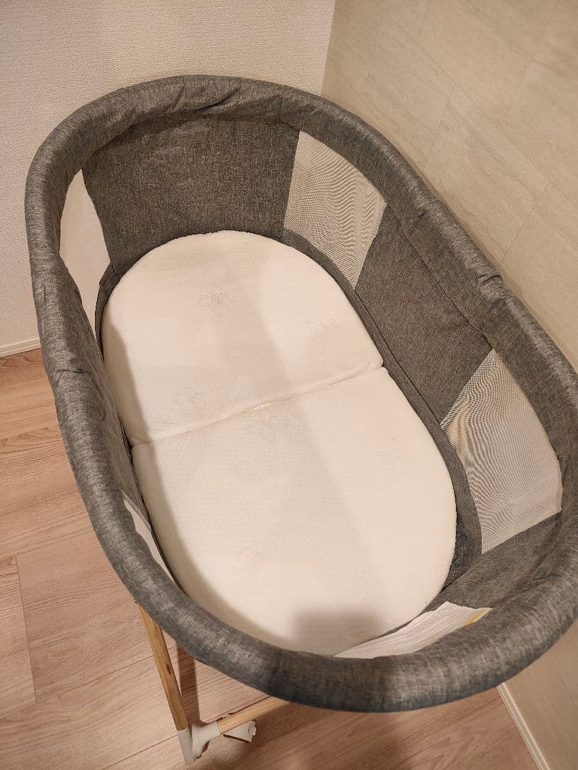 【美品】折り畳みミニベビーベッド グレー