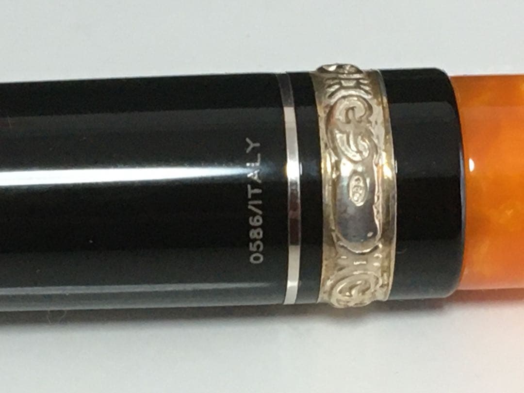 draz　デルタ万年筆ドルチェビータスリム