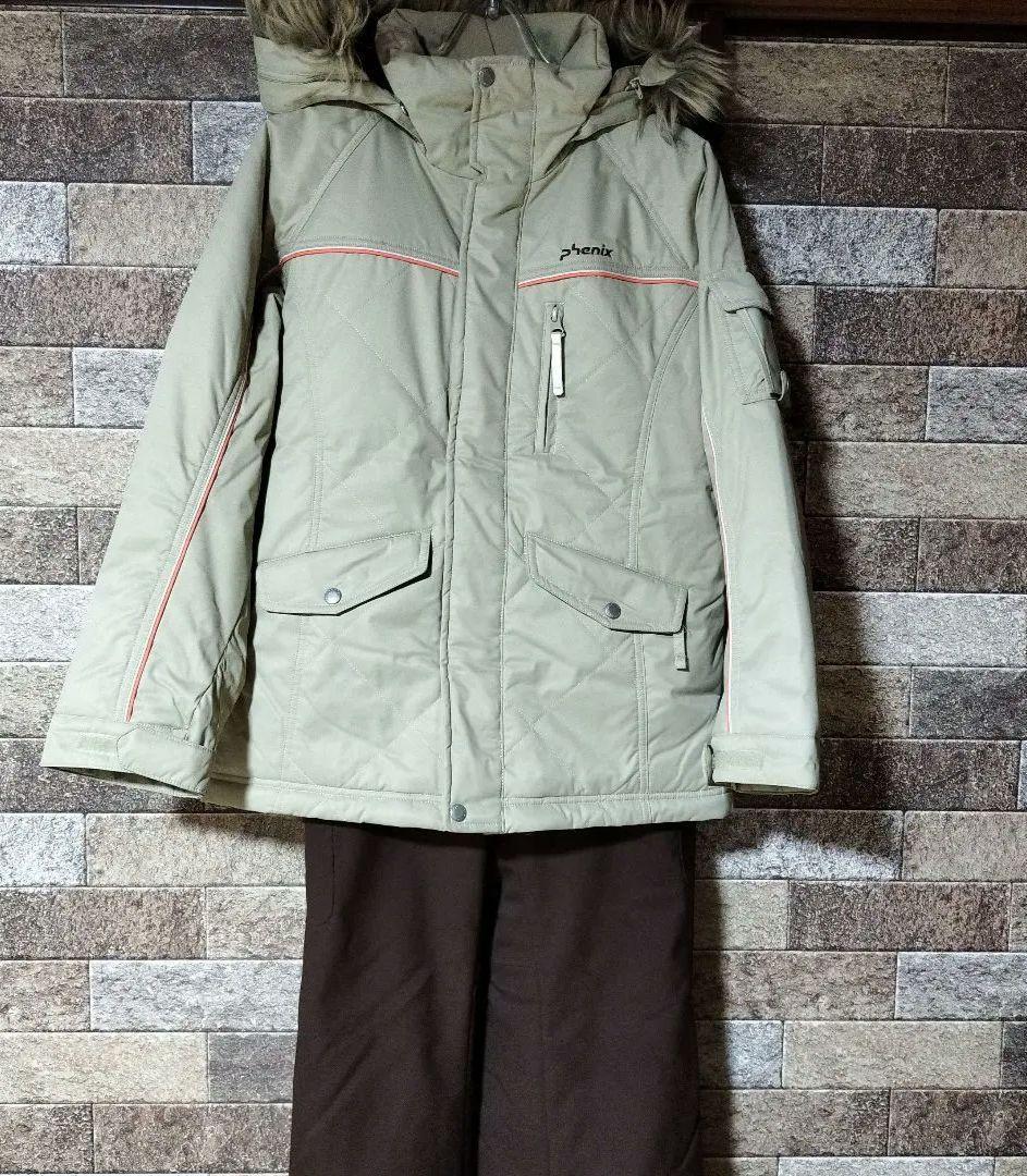 美品　PHENIXスキーウェア　レディス上下　　スキ上下　スノボウェア　ベージュ