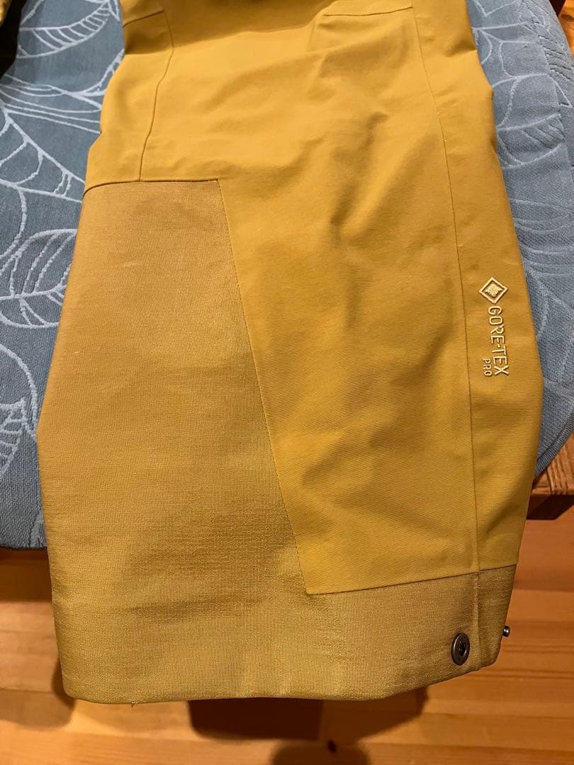 NORRONA tomok GORE–TEX Pro Bib S ノローナ