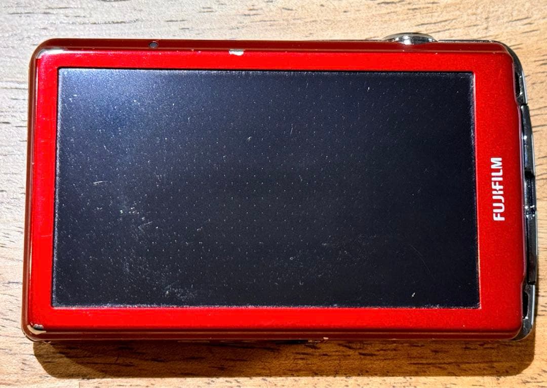 Fujifilm FinePix Z800EXR レッド 5倍ズーム