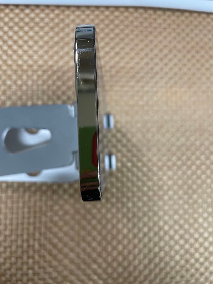 iPhone 12 Pro 128 GB ゴールドSIMフリー【4013】