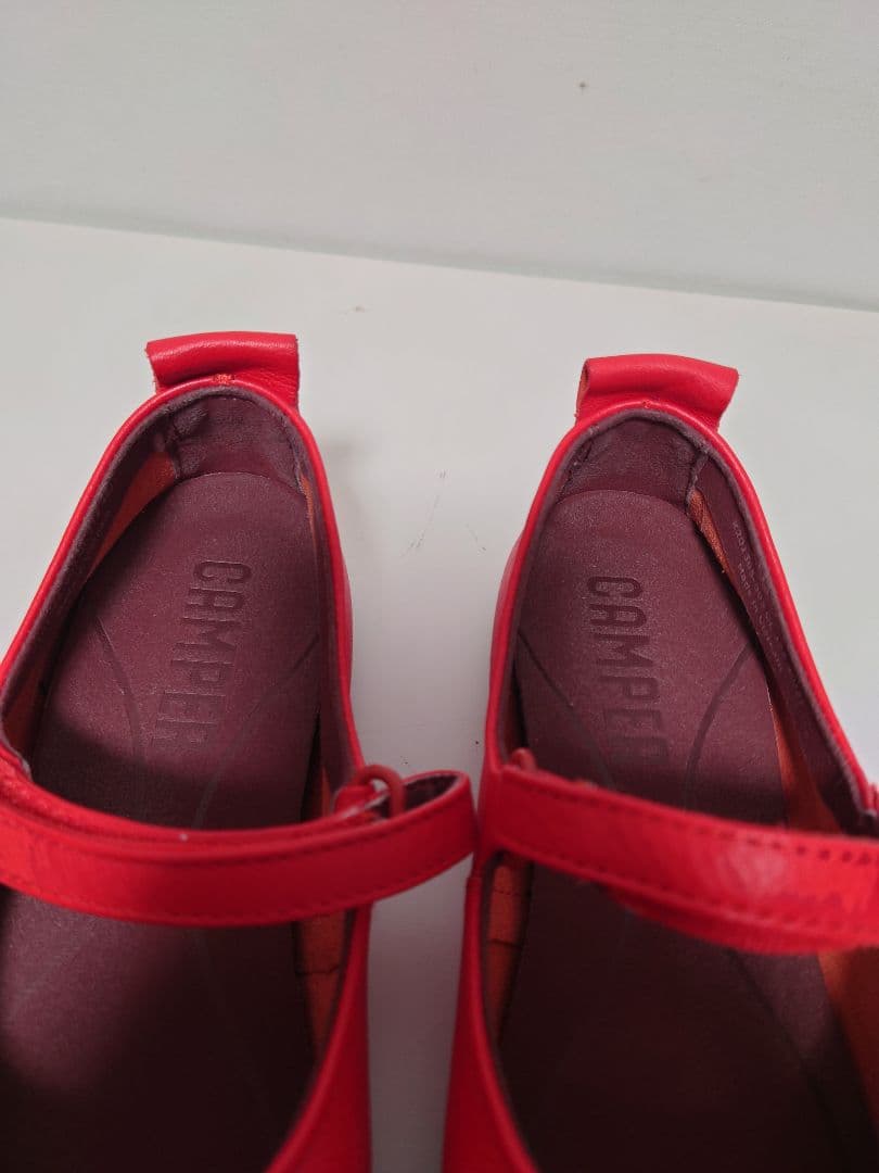 極美品✨カンペール ライトニナ ストラップバレエシューズ 赤