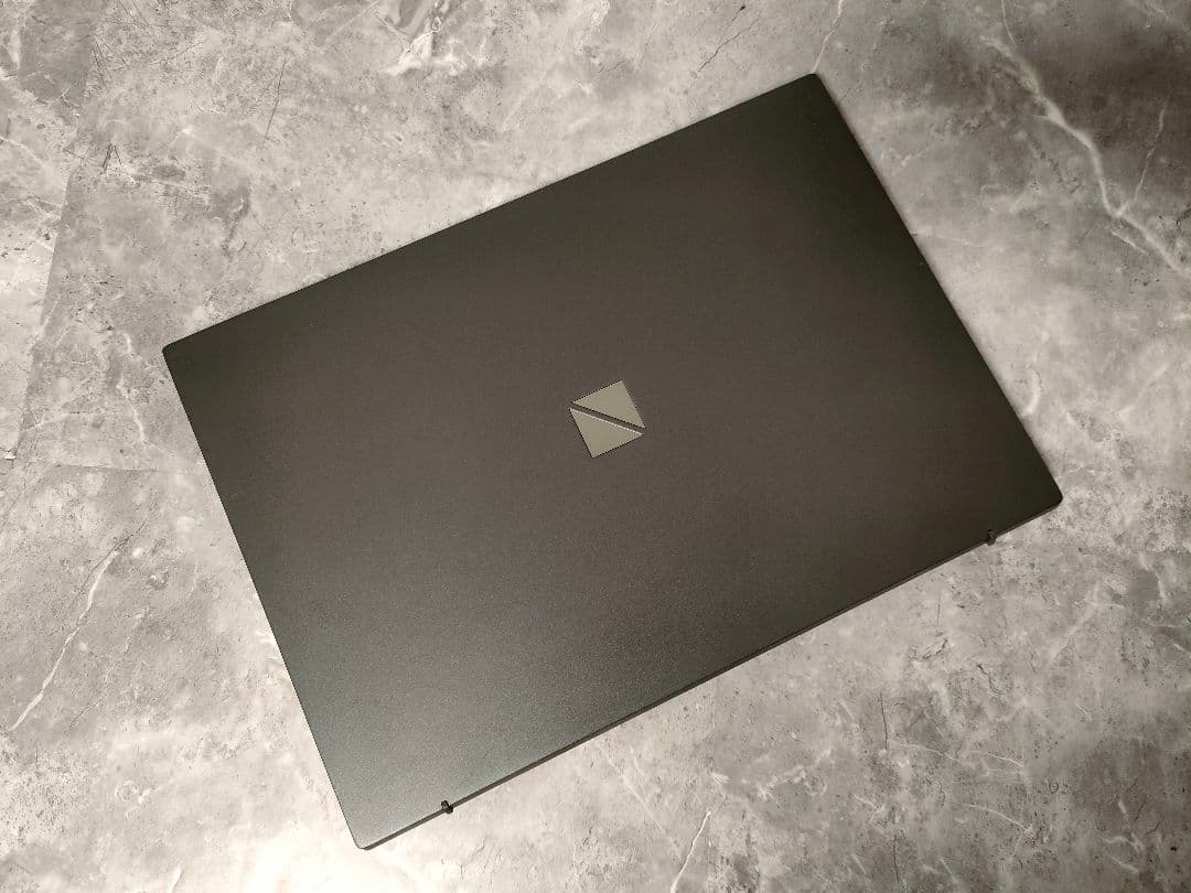 NEC corei5 第10世代 新品SSD256GB バッテリー良好