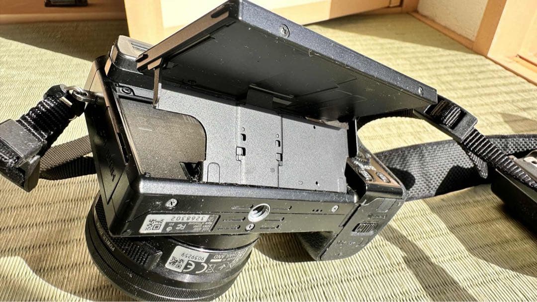 【最終セール】SONY ミラーレス一眼 α6000