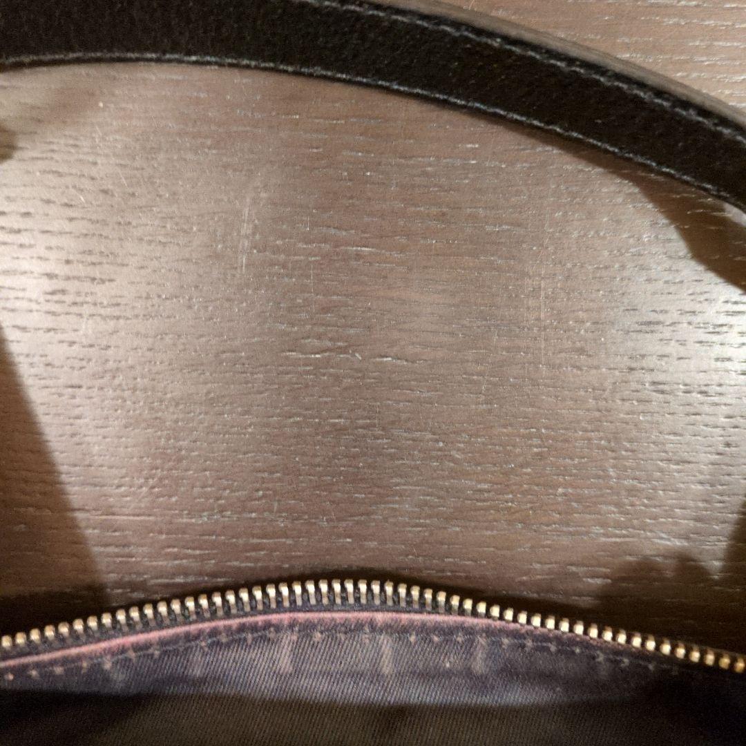 GUCCI ブラック ハンドバッグ