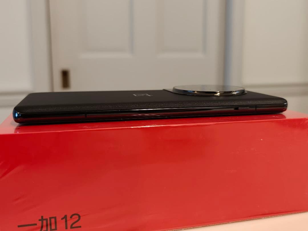 OnePlus 12 ブラック 本体 充電器付き