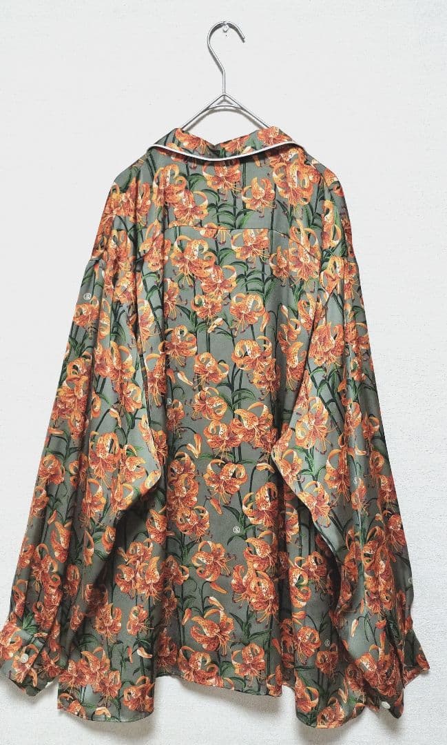 美品　&ellecy　鬼百合柄 (和柄)開襟シャツ　M　Unisex