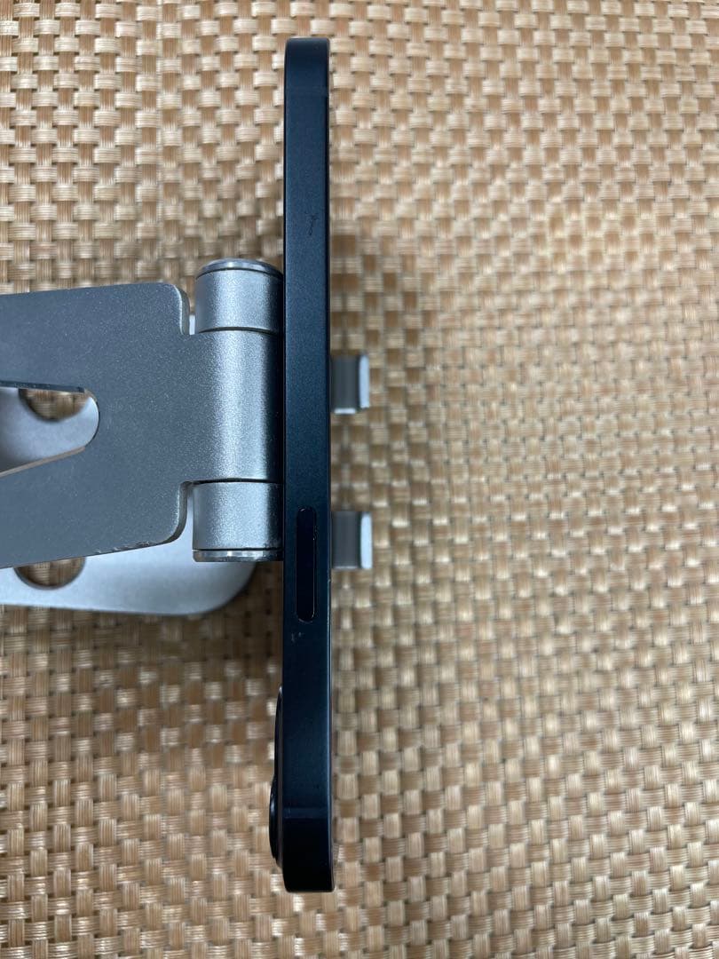 iPhone 13 256 GB ミッドナイトSIMフリー【6286】