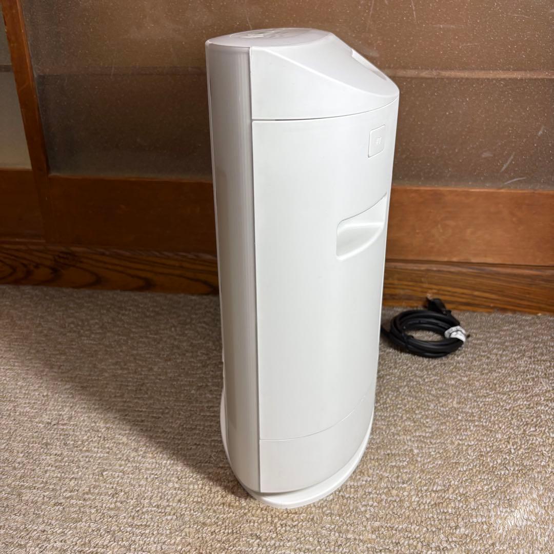 未使用級 Panasonic セラミックファンヒーター DS-FKX1206-W