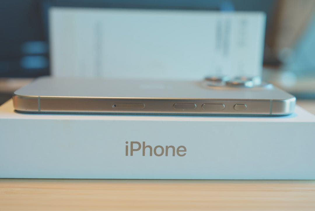 iPhone 15 Pro 256GB ナチュラルチタニウム