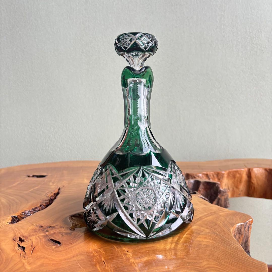 【YienThot】切子ガラス デキャンタ カットガラス ガラス栓付 25