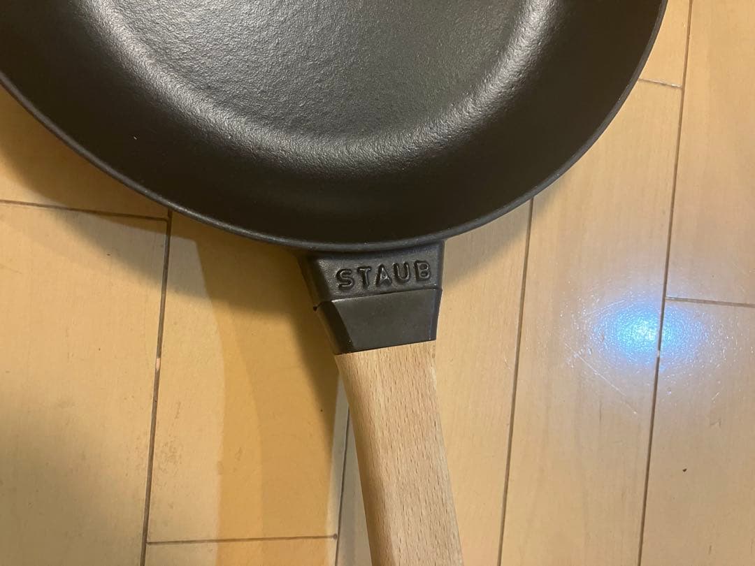 STAUB ストウブ ウッドハンドル フライパン 26 cm 40511-952